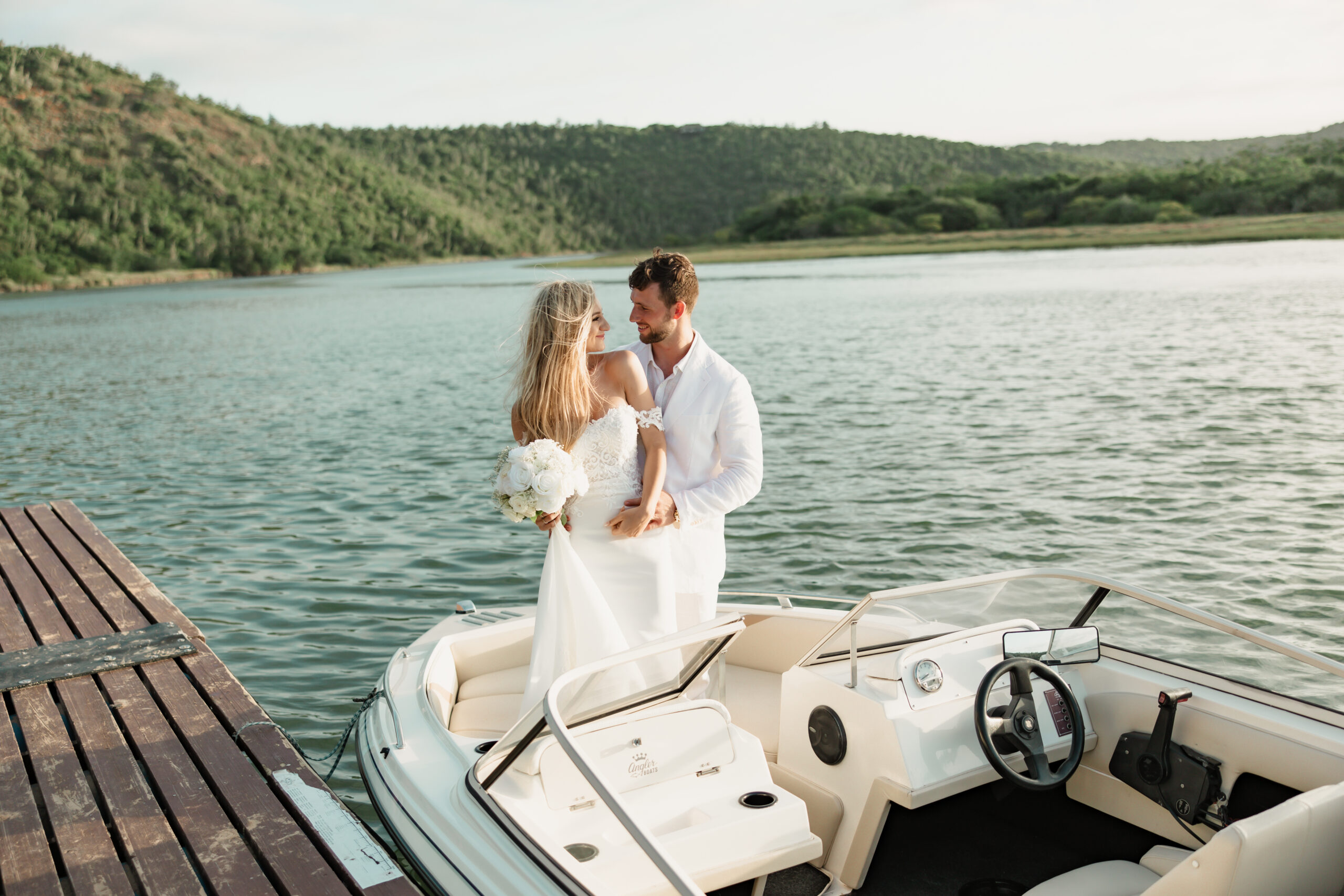 j&t sneakpreview 169